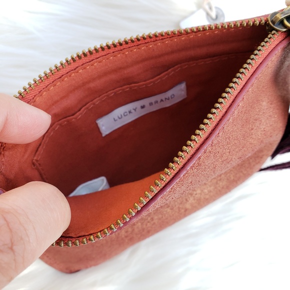 Lucky Brand Beaded Pom Pom Metallic Small Pouch - Picture 4 of 7